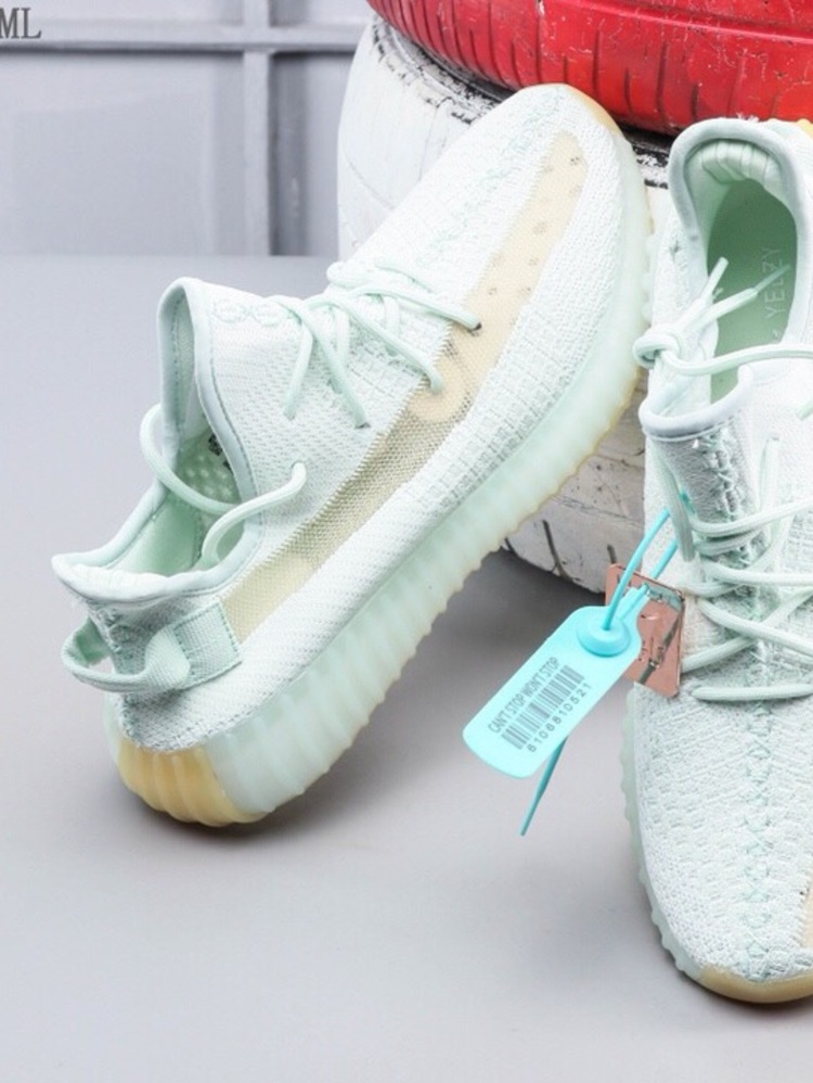 新配色 adidas yeezy boost 350v2 椰子350亚洲限定款 镂空海盐仿真爆