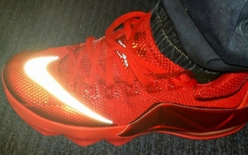 Nike LeBron 12 Low “Red”即将发售