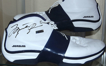 你知道迈克尔.乔丹职业生涯最后一战的球鞋吗？