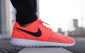 Nike Roshe Run BR “Hot Lava” 橙红配色