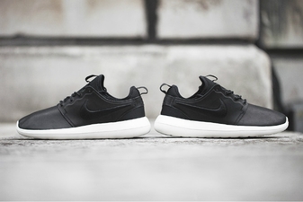 皮革加持！NikeLab Roshe 2 “Black Leather” 