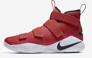 校园红配色Nike LeBron Soldier 11八月发售