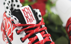 红色玫瑰，Sneaker Room x Nike Kyrie 3 “Mom”释出