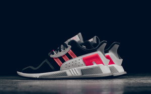 黑粉登场！ EQT Cushion ADV 新配色打几分？