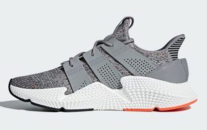 低调灰色 adidas Prophere 即将发售。