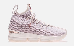 圣诞大战上脚！Kith x Nike LeBron 15 “Rose Gold” 近期发售！