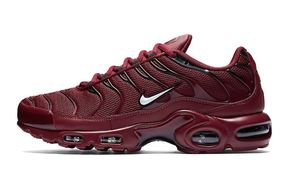 Nike Air Max Plus 全新配色设计「Team Red」