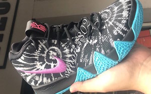 全明星周末发售？威尼斯海滩主题Nike Kyrie 4 “Tie Dye” 曝光！