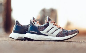 Ultra Boost 4.0 全新“Multi-Color”配色亮相