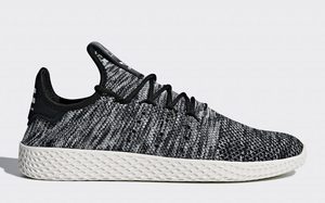 又见奥利奥，Pharrell x adidas Tennis Hu “Oreo” 