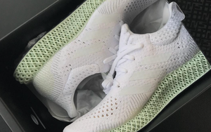 传说中的亲友配色？Futurecraft 4D 白色曝光