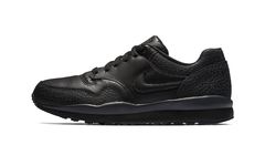 Nike Air Safari 全新“Triple Black”配色