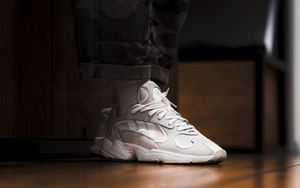 adidas 人气复古鞋款 Yung 1 背后的故事