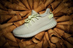 超多细节，Yeezy 350 V2 “Butter” 能否挽回Yeezy颓势？