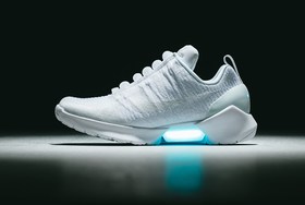 三色登场！近赏 Nike HyperAdapt 1.0 全新配色系列