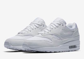 Nike Air Max 1 “Triple White” 全新配色设计