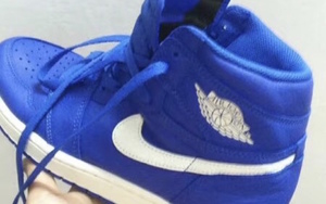 传闻七月发售！又一款 Air Jordan 1 “Hyper Royal” 释出实物谍照！