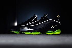 抢先预览！ atmos x Reebok 联名 DMX Run 10 鞋款