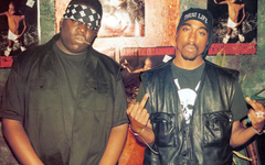 致敬传奇说唱歌手！Nike SB “Biggie VS. Tupac” 实物曝光