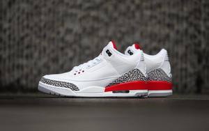 发售预警！Air Jordan 3 “Katrina” 明早正式登陆官网！