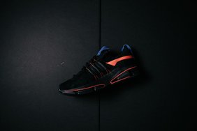 暗影猎手！这双 adidas Twinstrike ADV 新配色有点酷！