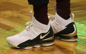 客场再战！詹皇上脚 Nike LeBron 15 “SVSM Air Zoom Generation”！