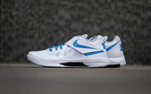 美图近赏！Nike Zoom KD IV “Thunderstruck” 明早发售！