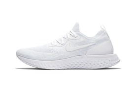 Nike Epic React Flyknit 全新“Triple White”配色上架