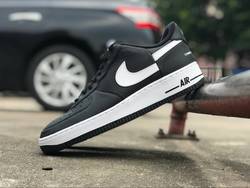 解构 Swoosh！Supreme x CDG x AF1 最新实物近赏！