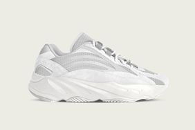 抢先预览 YEEZY 700 V2 全新配色设计「Static」