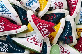 KITH x Coca-Cola x Converse 三方联名最新谍照曝光！