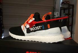 这双OFF-WHITE x Ultra Boost 定制作品你觉得如何？