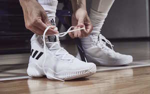 简版CE？adidas 将推出两款全新篮球鞋系列！