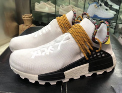 菲董的“文字游戏”， Hu NMD 全新联名实物曝光！