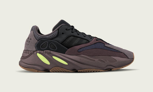 Yeezy Boost 700 “Mauve” 配色发售日期公布