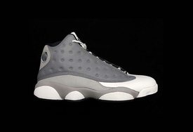 全新质感配色！Air Jordan 13 “Atmosphere Grey” 实物曝光