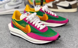 又有新配色释出！全新的 Sacai x Nike LDV Waffle 即将登场