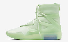 满满的高街范儿！Nike Air Fear of God 1 全新配色官图释出