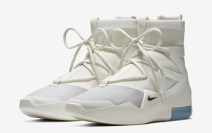 要抢的鞋又多一双！Nike Air Fear of God 1 “Sail” 新配色亮相