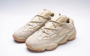 鞋舌有点特别！Yeezy 500 全新 “Stone” 配色即将来袭