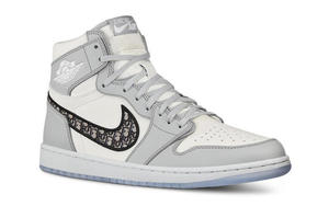 2020年最重磅鞋款！Dior x Air Jordan 1 实物曝光！