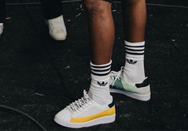或成夏日穿搭新宠，Pharrell Williams x adidas Superstar来了！