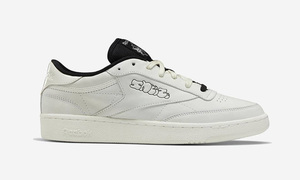 简约风格融入涂鸦 Logo ！街头文化杂志《SNEEZE》 x Reebok Club C 联名鞋款曝光！