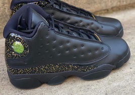 金色泼墨爱了！Air Jordan 13 全新 “Black Gold” 配色首次曝光，只可惜...