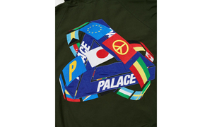 各国旗帜点缀！PALACE 全新三角 Logo 设计你觉得如何？