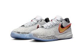 全新 Nike LeBron 20 “The Debut” 官圖曝光！