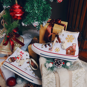 【球鞋定制】Converse All Star 匡威系列 圣诞刺绣小熊章仔白棕 定制帆布鞋