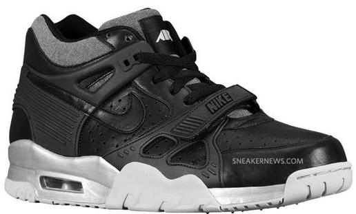 NIKE AIR TRAINER 3