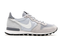 Nike Internationalist