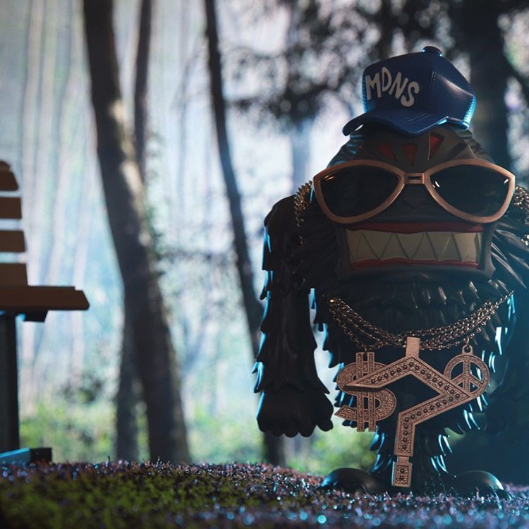 MADNESS x WORKSUCKS推出“趷趷刚”玩具